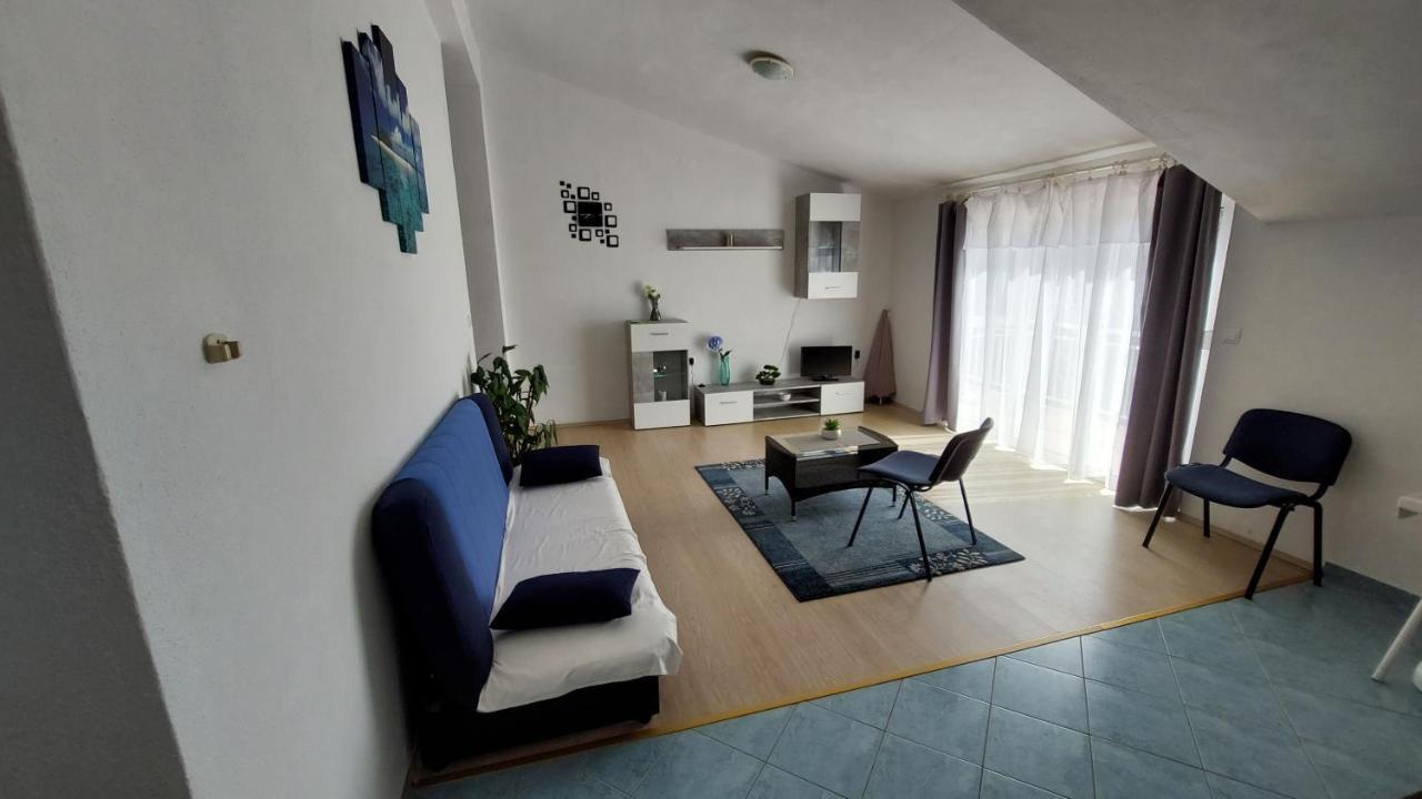 Apartments Julija Хвар Экстерьер фото