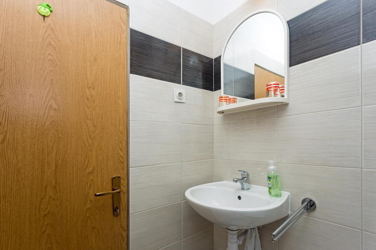 Apartments Julija Хвар Экстерьер фото